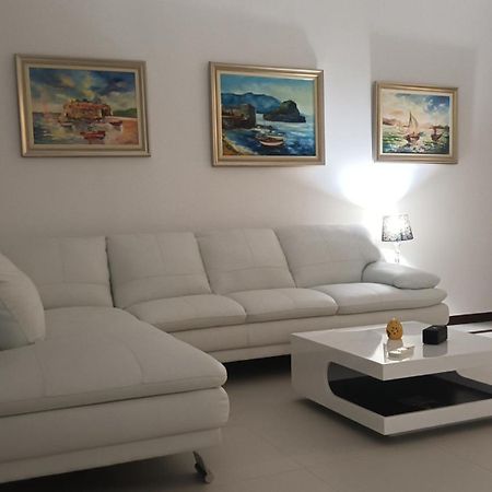 Lustica-Apartment Dora2 Херцег Нови Екстериор снимка