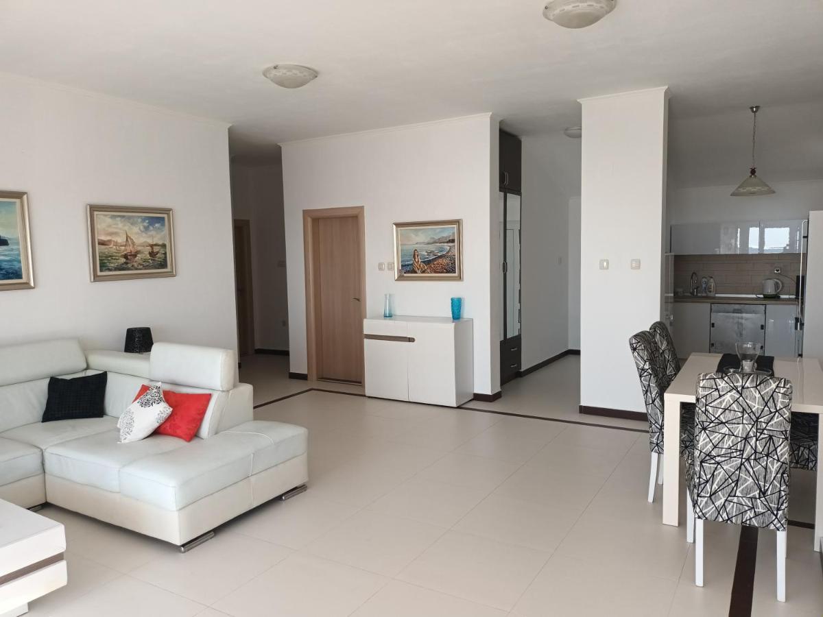 Lustica-Apartment Dora2 Херцег Нови Екстериор снимка